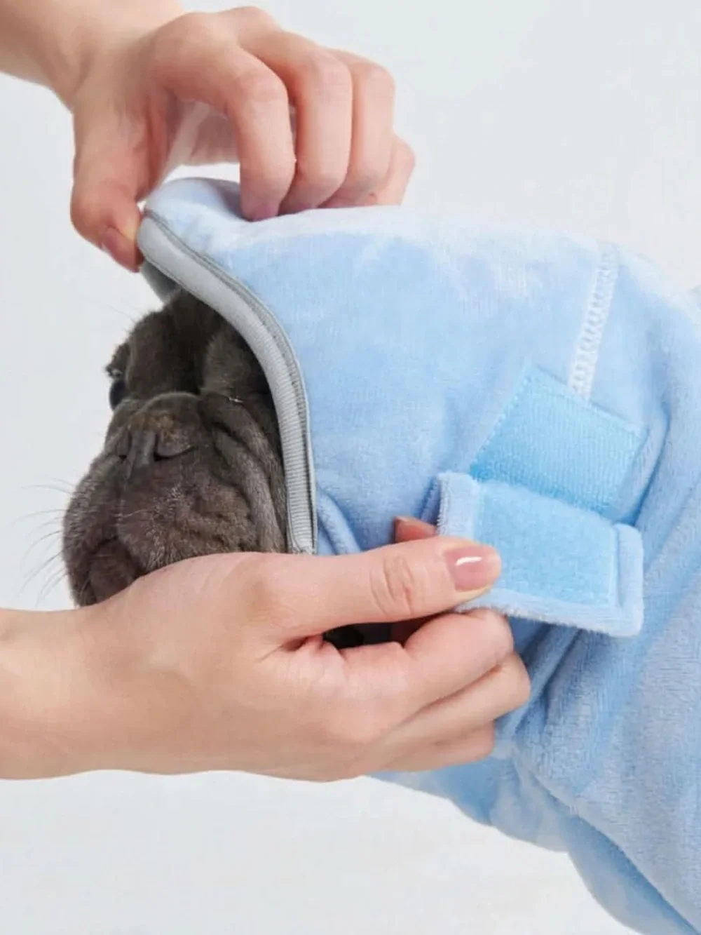 BRAND NEW ✨SPARK PAWS✨ 10 Minute Dry Dog Bathrobe 2XL